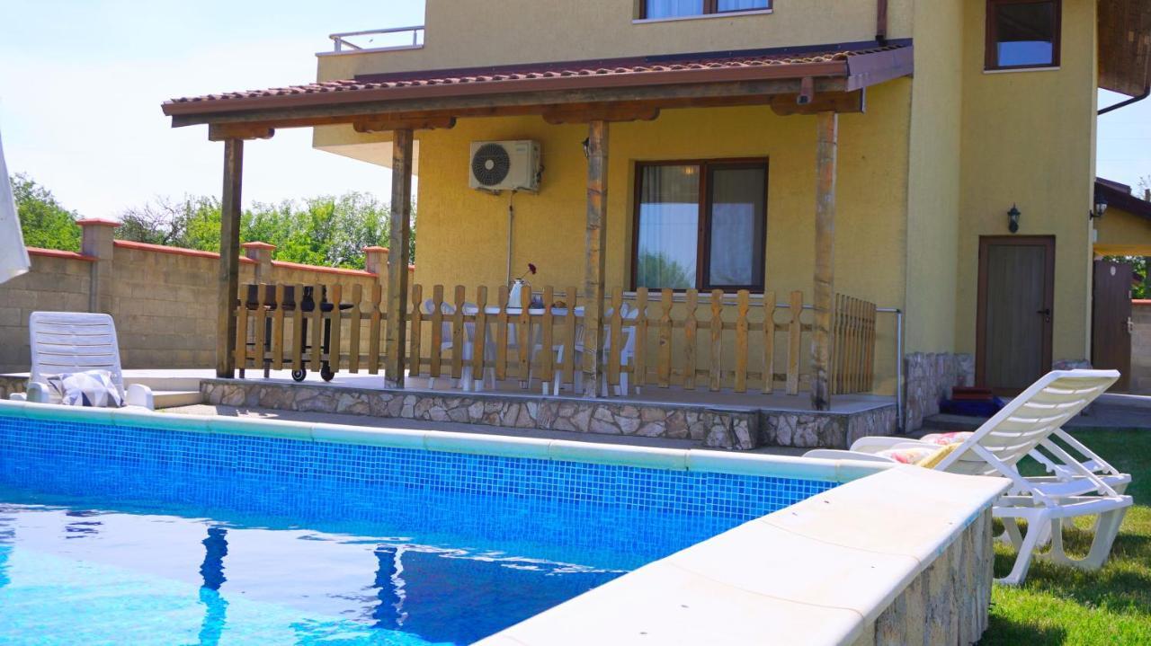 Вила Делфин - Villa Delfin Bŭlgarevo Dış mekan fotoğraf